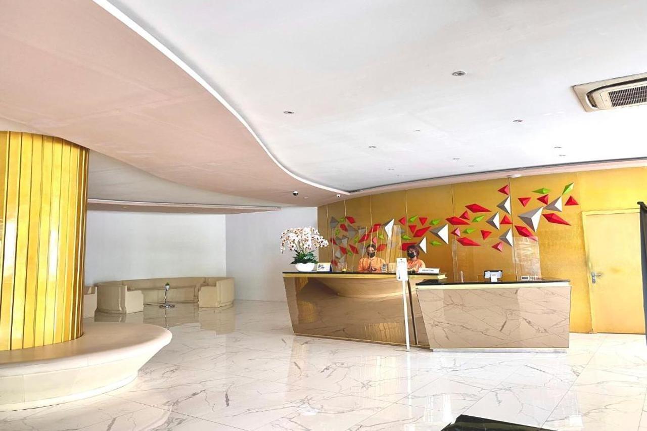 Golden Palace Hotel Batu Merah 외부 사진